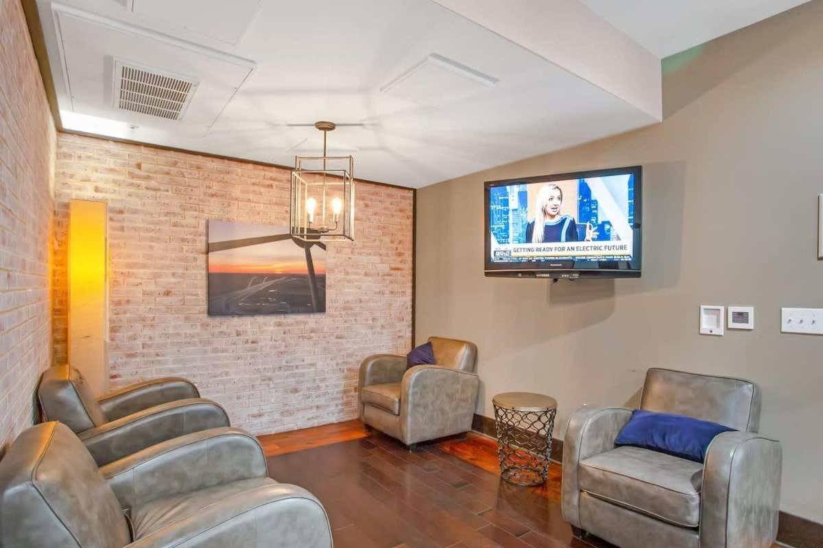 ダラスCharming 1Bd In Trendy West End Neighborhoodアパートメント エクステリア 写真