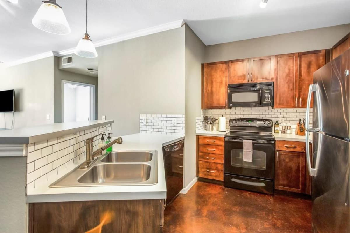ダラスCharming 1Bd In Trendy West End Neighborhoodアパートメント エクステリア 写真
